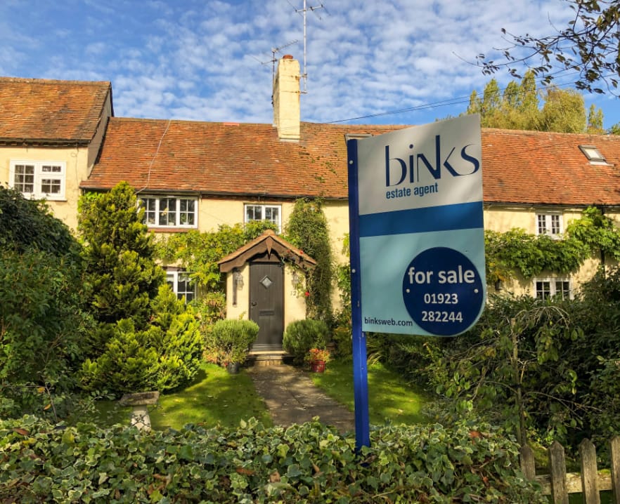 Estate Agents in Chorleywood and Amersham Binks Property For Sale